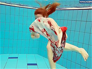 super-fucking-hot grind redhead swimming in the pool