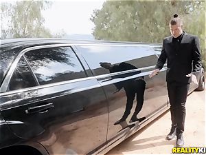 Jessa Rhodes humped in the limo